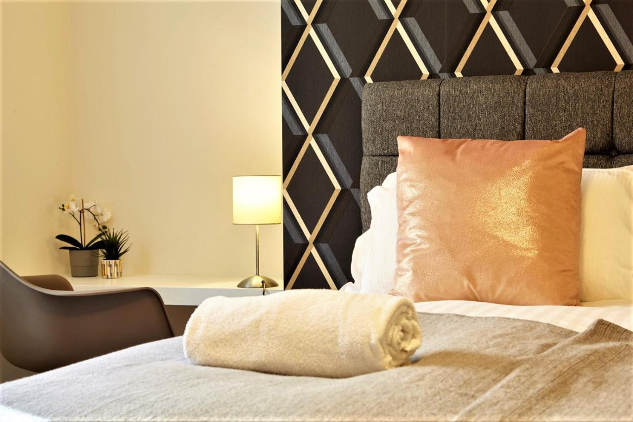بريستول Meredith Way With Parking - Your Apartment المظهر الخارجي الصورة